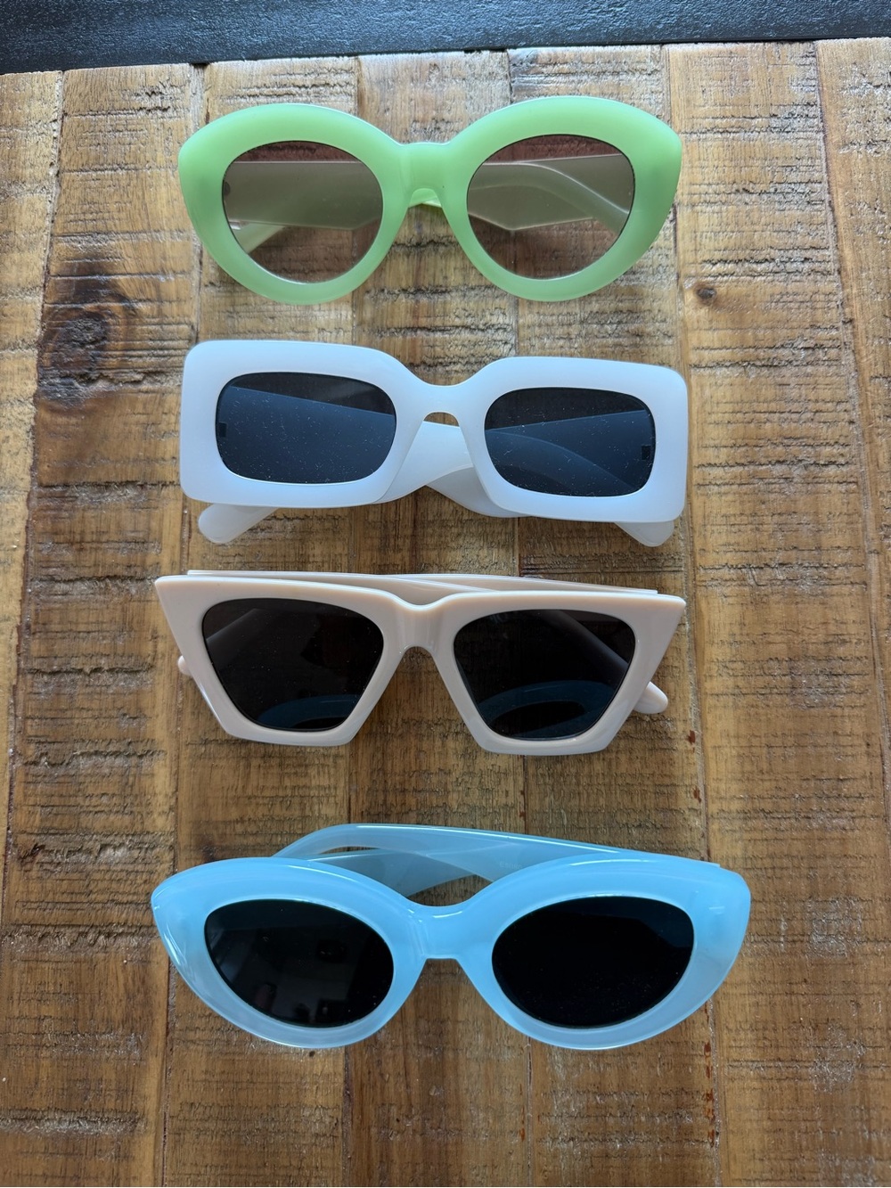 Set of 4 Retro Cat-Eye & Rectangle Sunglasses - Pastel Mix